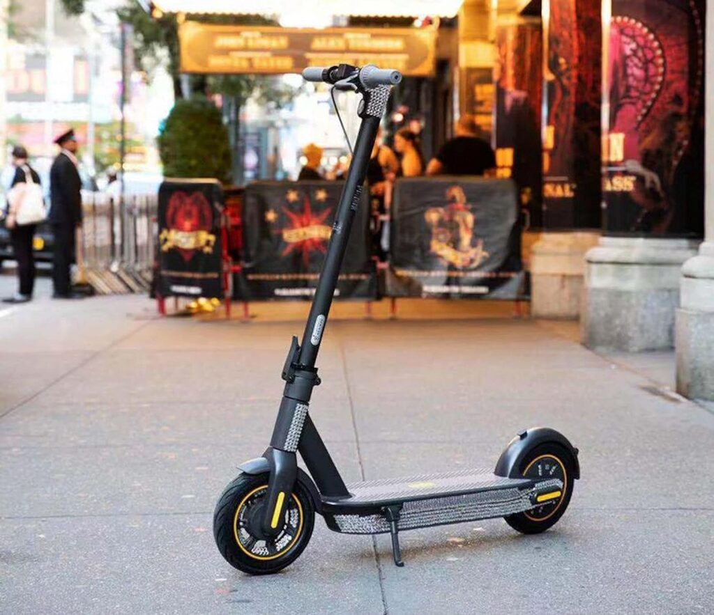 Segway Ninebot MAX Electric KickScooter, 350W-1000W Motor, 25-43 Mi Long Range  18.6-22 MPH, 10-inch Pneumatic Tires, Dual Braking System and Cruise Control, Electric Commuter Scooter for Adults